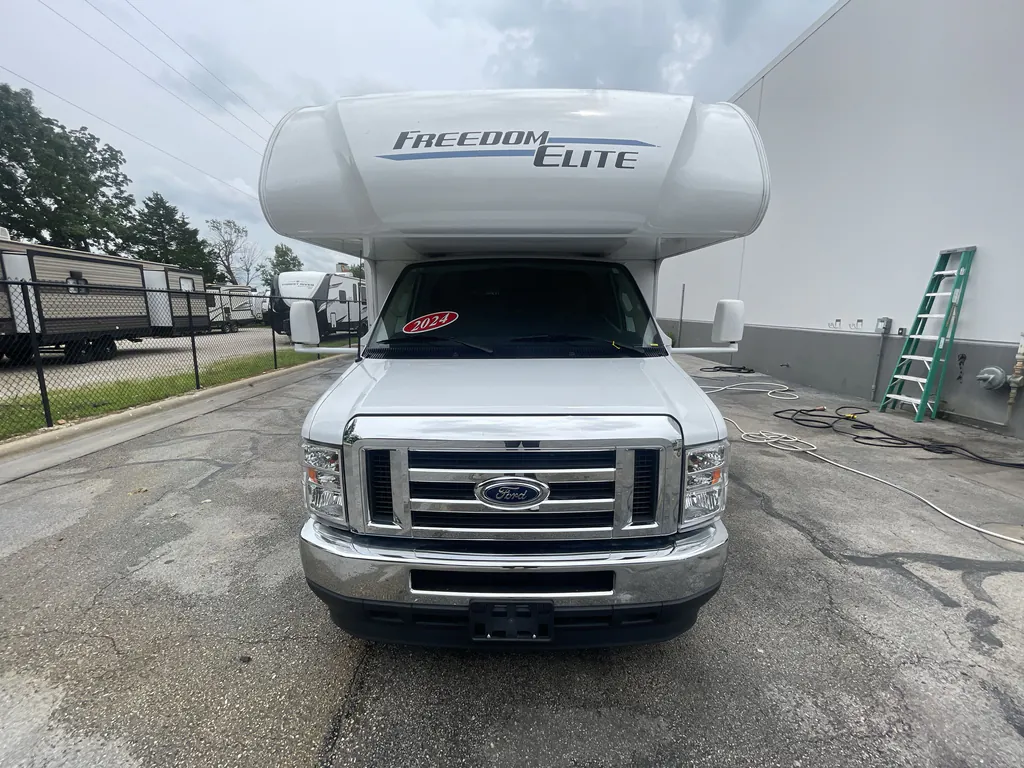 2024 Thor Motor Coach Freedom Elite 28HE, Photos photo 4