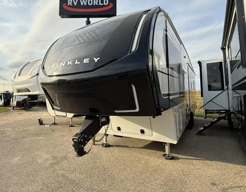 2025 Brinkley Model Z 3100, Photos photo 3