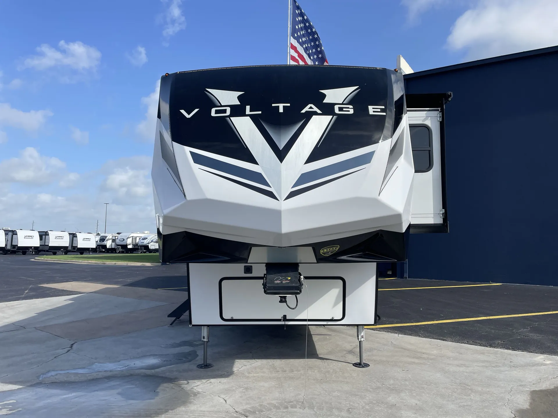 2023 Dutchmen Voltage 3675 dealer photo 4 from Camping World