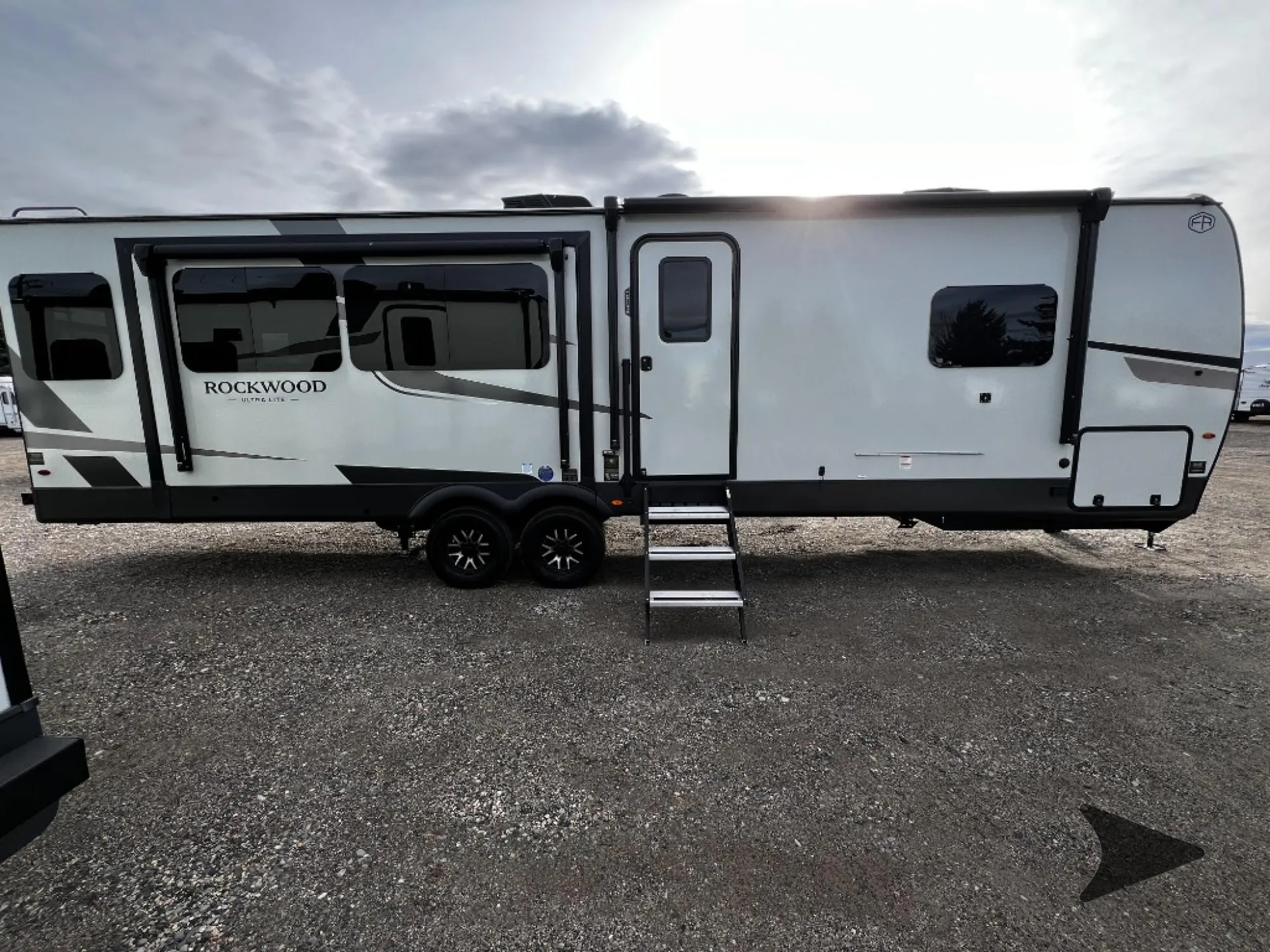 2026 Forest River Rockwood Ultra Lite 2906RL - Photo 4