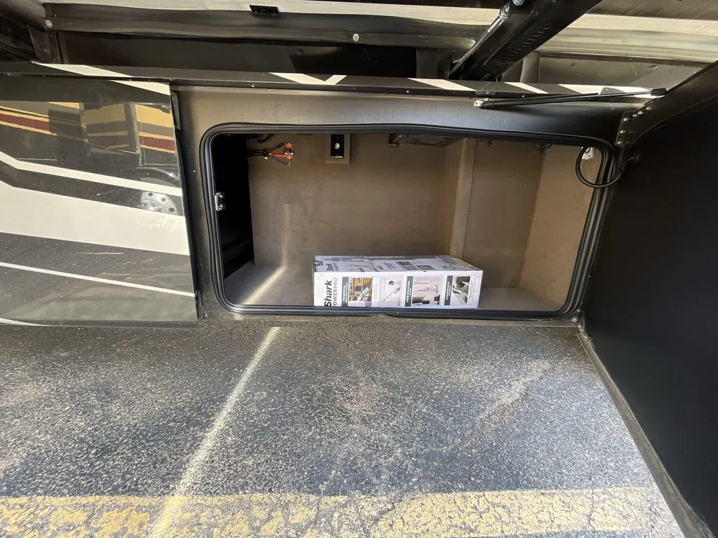 2026 Entegra Coach Aspire 44D, Photos photo 2