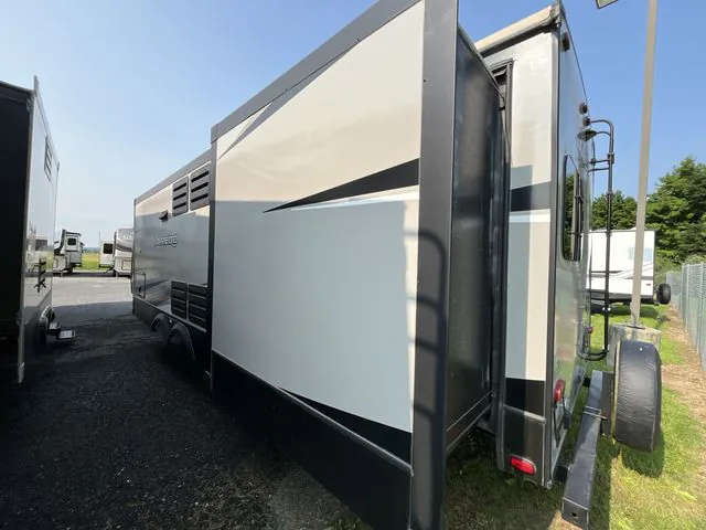2020 Keystone Laredo 332BH - Photo 4