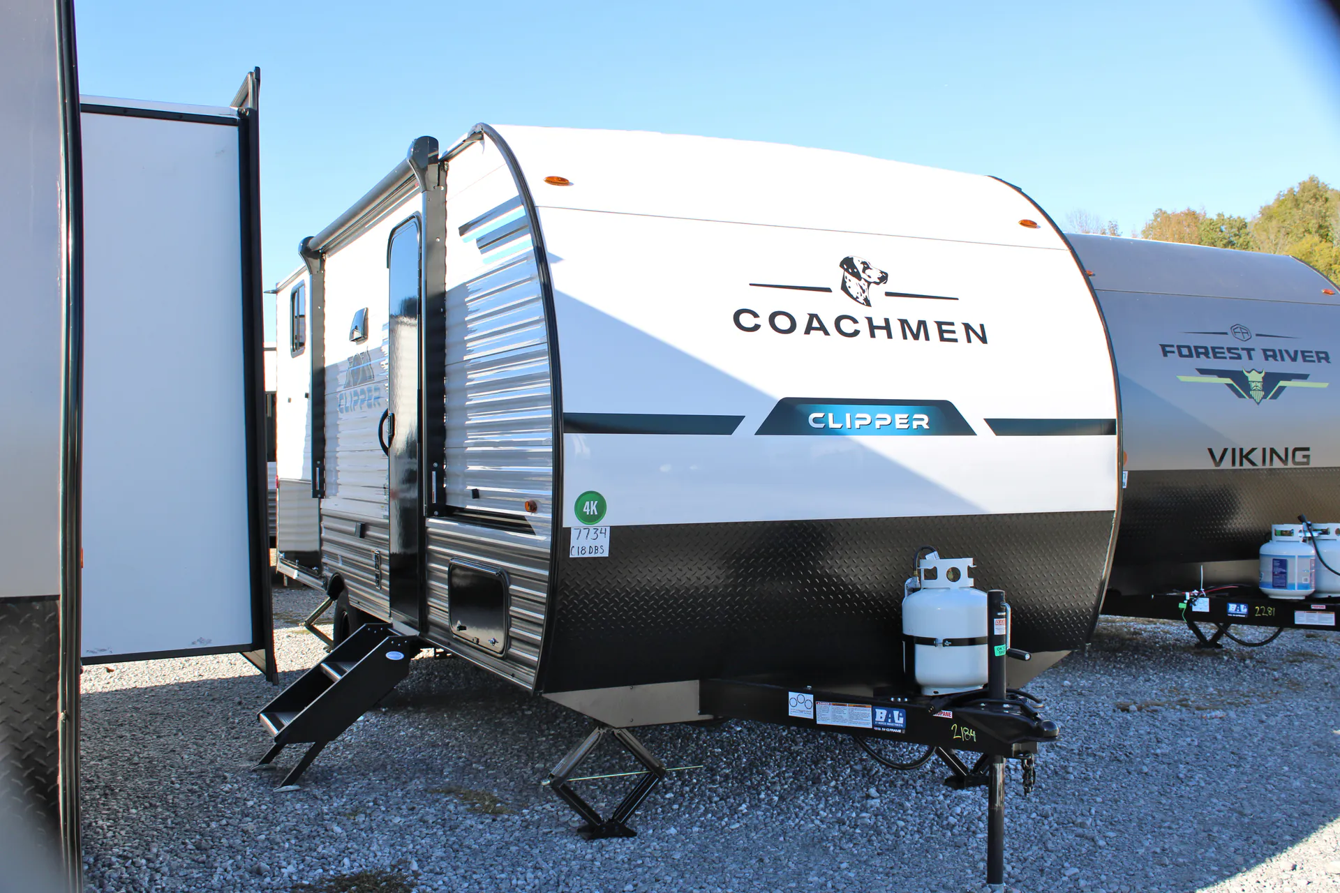 2026 Coachmen Clipper 18DBS - Photo 2