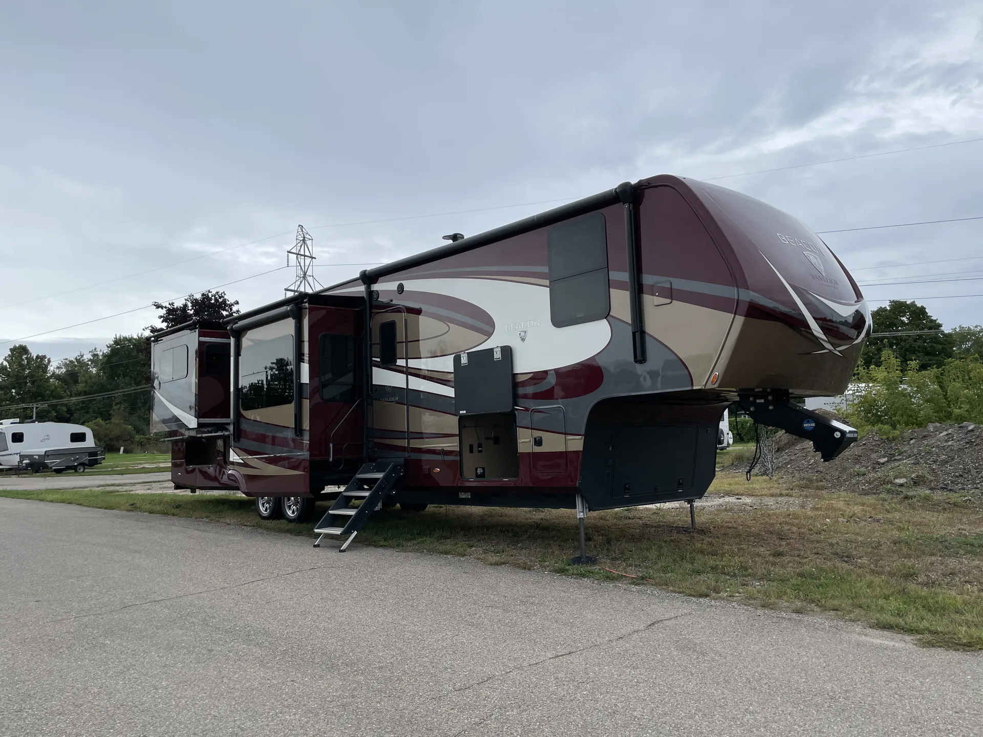 2020 Vanleigh Beacon 42RDB - Photo 2