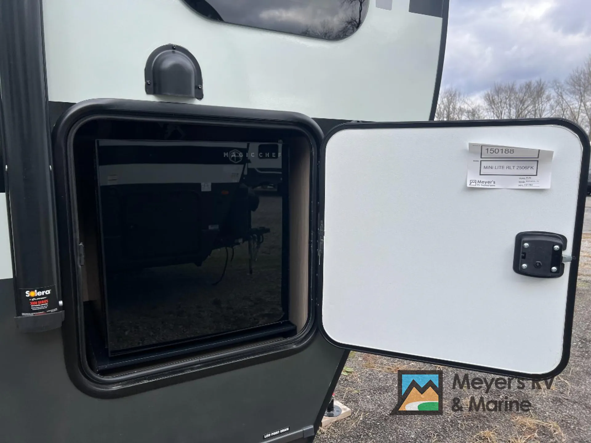 2026 Forest River Rockwood Mini Lite 2506FK — Photo 5