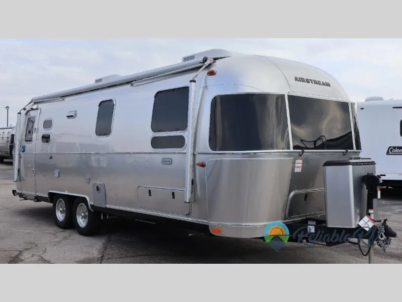 2026 Airstream Globetrotter 27FB - Photo 2