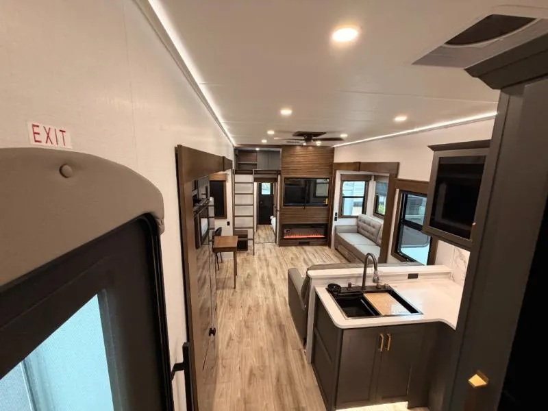 2027 Keystone RV Montana High Country 391TB - Photo 4