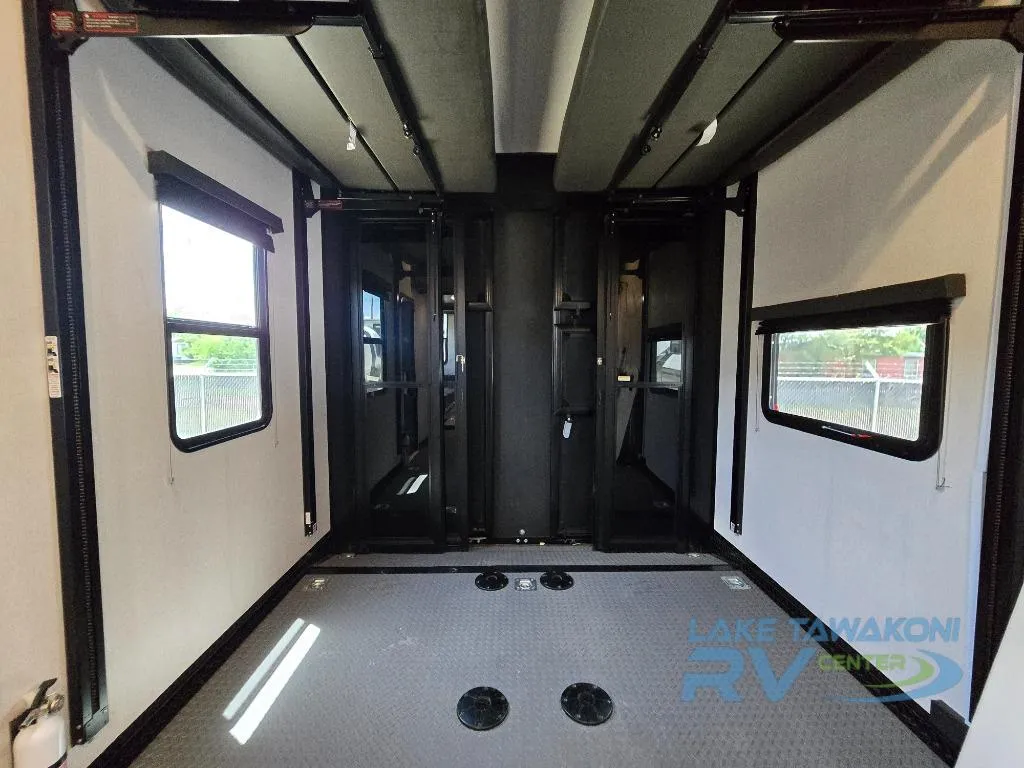 2022 Forest River XLR Nitro 351 - Photo 4