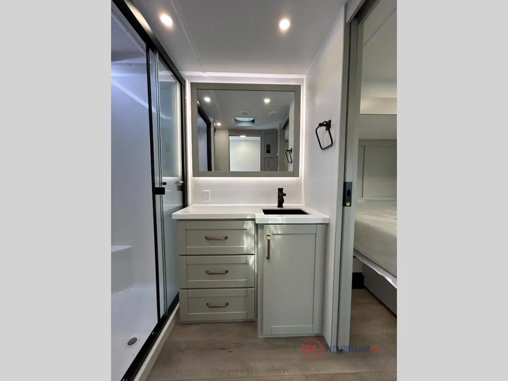 2026 Brinkley Model Z 3420, Photos photo 22