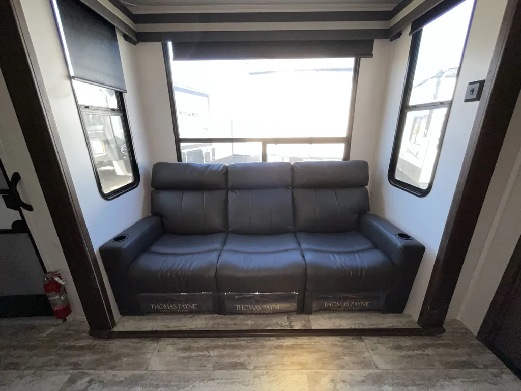 2021 Forest River XLR Nitro 321, Photos photo 5