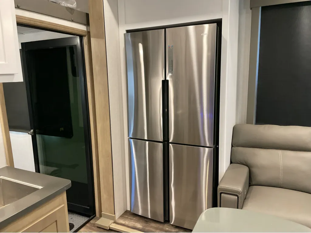 2023 Keystone Raptor 362, Photos photo 13