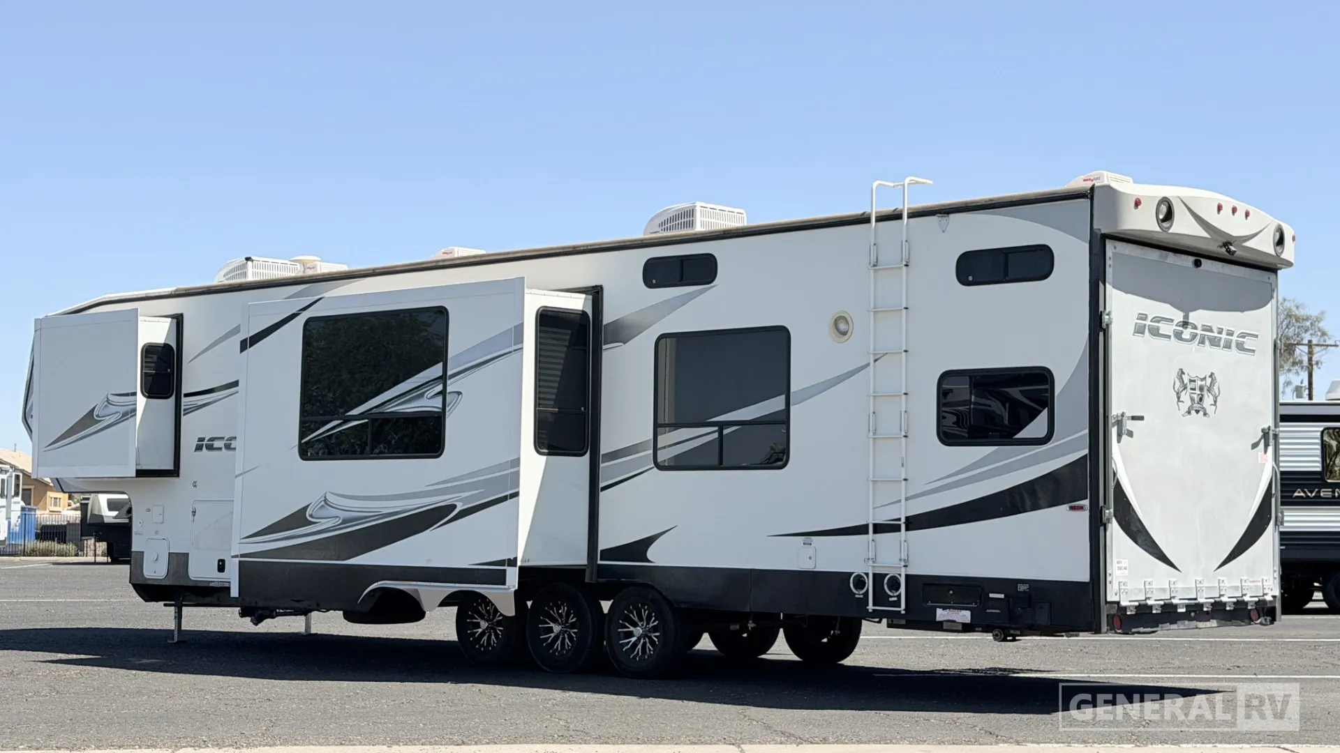 2015 Eclipse Iconic 3914C - Photo 4