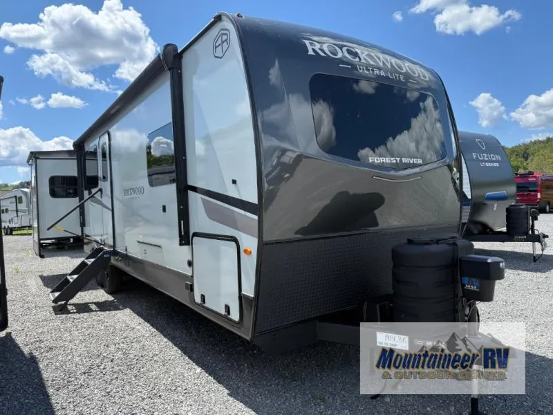 2026 Forest River Rockwood Ultra Lite 2908SRL - Photo 3