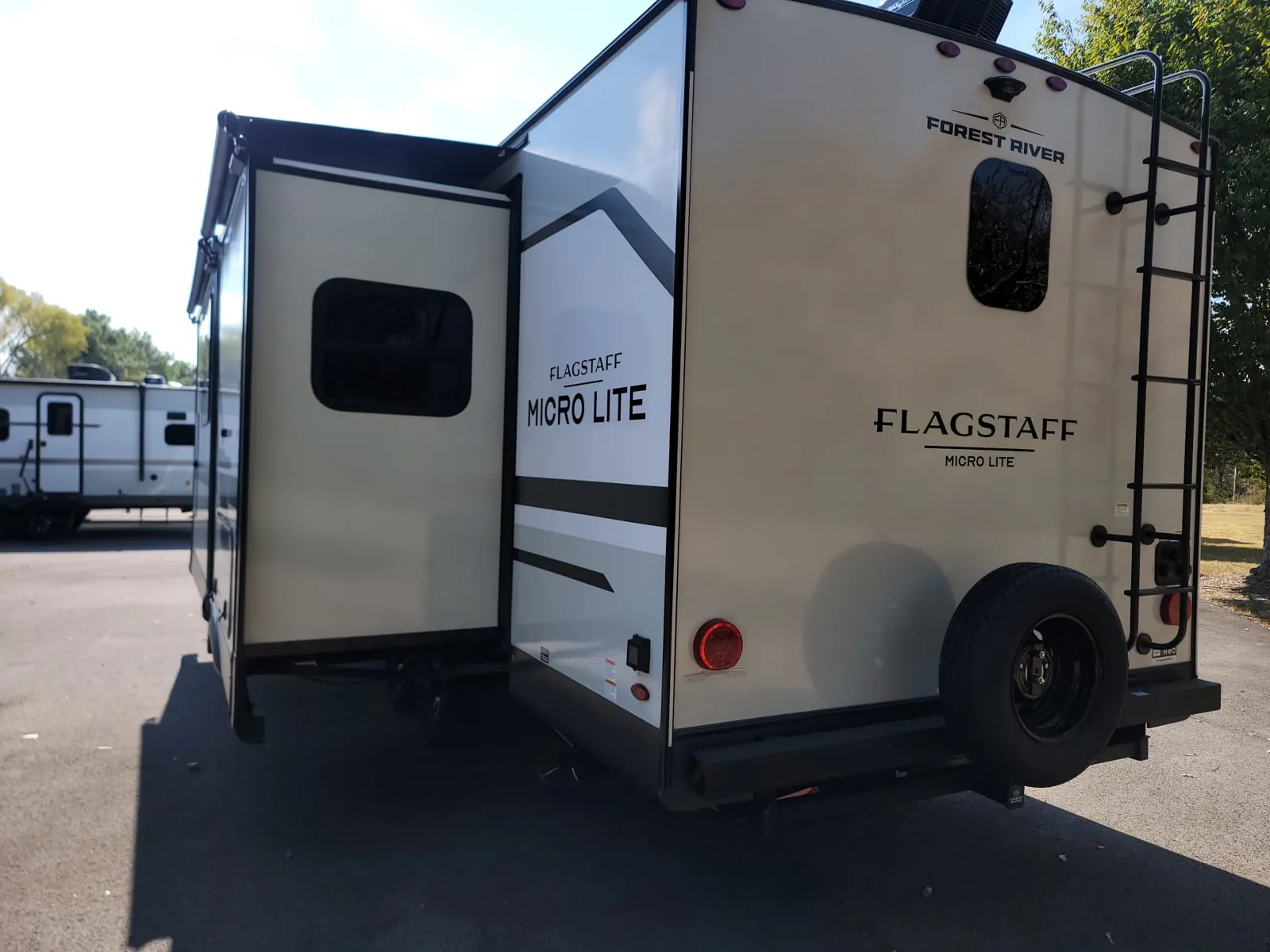 2027 Forest River Flagstaff Micro Lite 25MBR - Photo 4