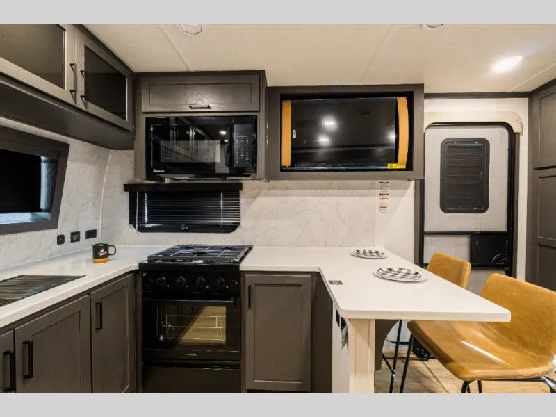 2026 Forest River Rockwood Ultra Lite 8263MBR - Photo 4