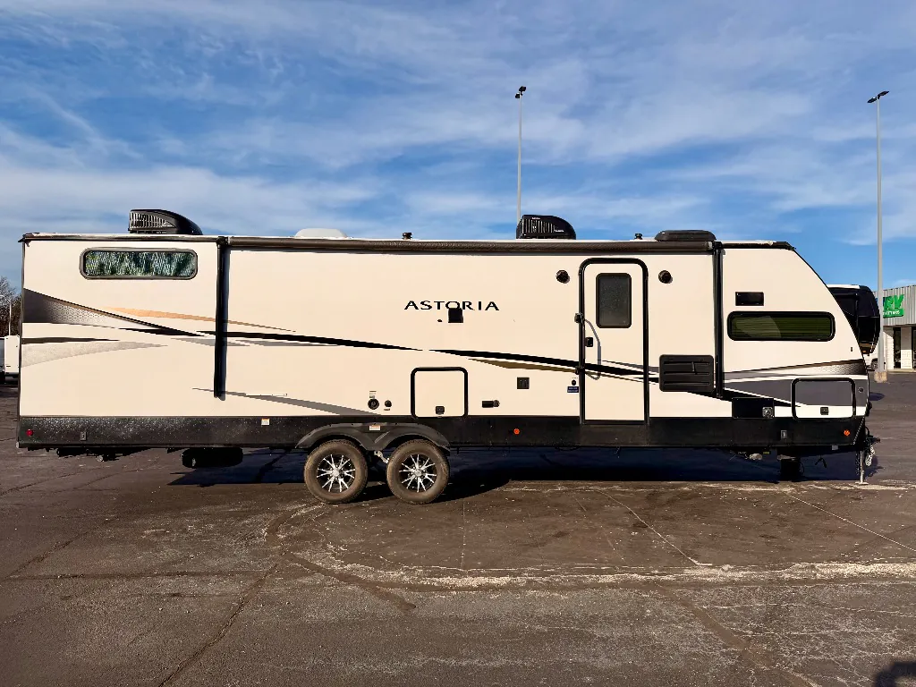 2022 Dutchmen Astoria 2913FK - Photo 3