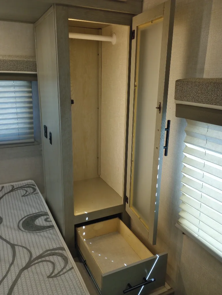 2021 Forest River IBEX 23RLDS, Photos photo 23