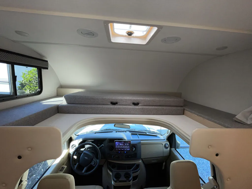 2026 Thor Motor Coach Freedom Elite 28HE, Photos photo 13