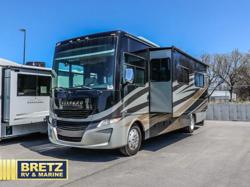 2017 Tiffin Allegro 31 SA - Photo 4