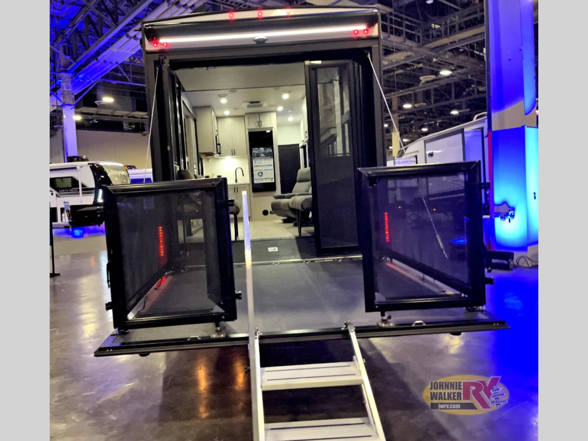 2027 Jayco Seismic 286 - Photo 4