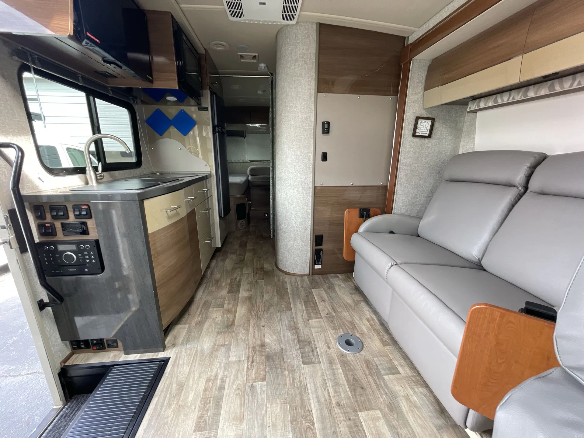 2017 Winnebago Navion 24V — living area main