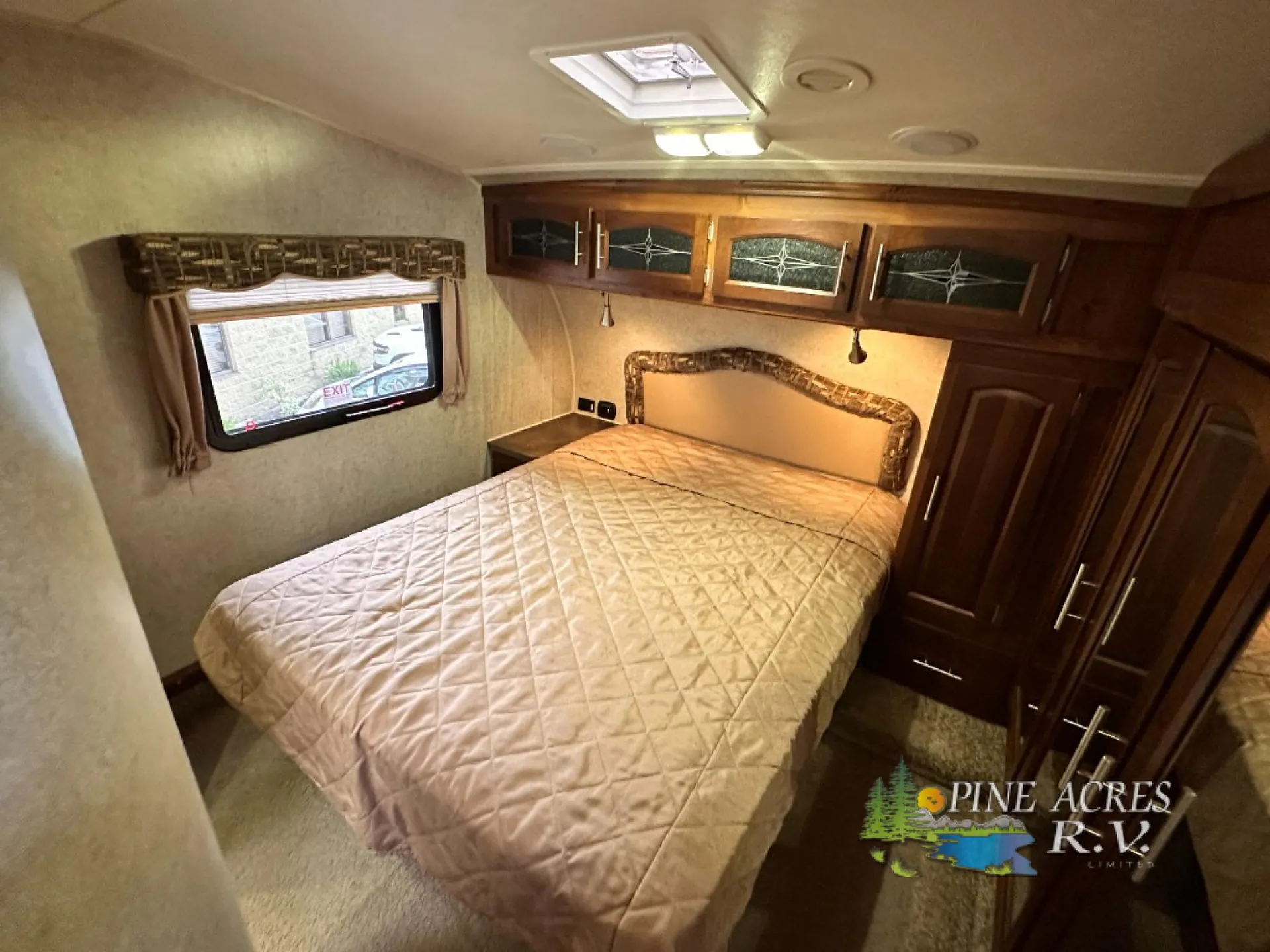 2013 Forest River RV Rockwood Signature Ultra Lite 8265WS - Photo 4
