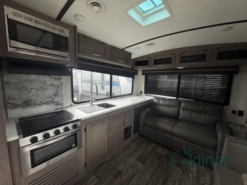 2022 CrossRoads RV Sunset Trail 268RL - Photo 3