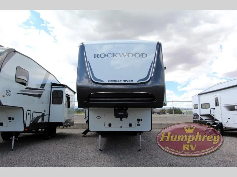 2026 Forest River Rockwood Signature 401SFB - Photo 2