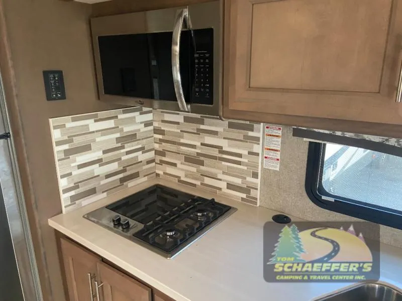 2021 Thor Motor Coach Omni SV34 - Photo 4
