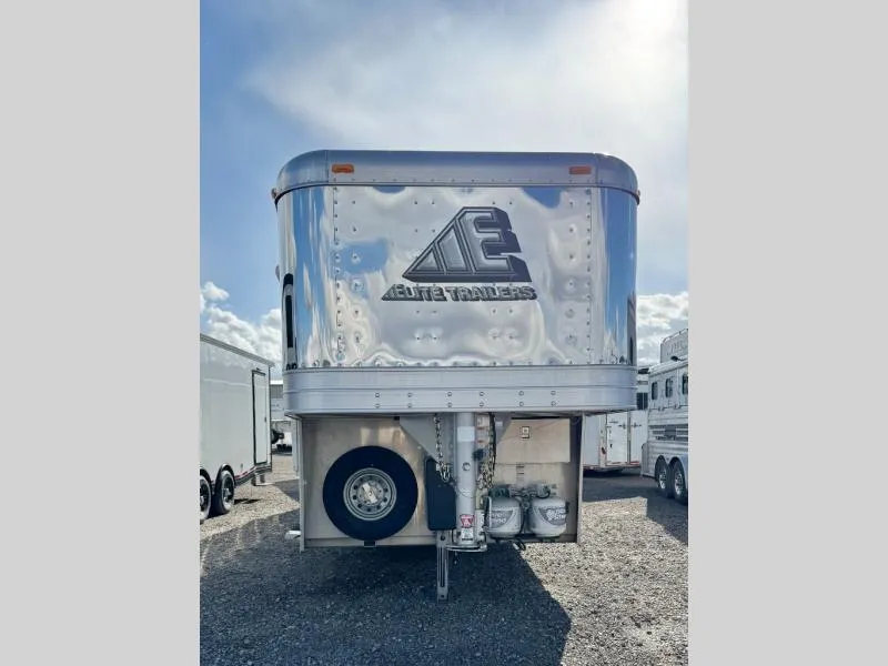 2022 Elite Mustang Spacious Living Quarters and Safe Transport (4 Horse) - Main photo