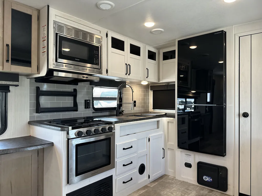 2024 Forest River Puma 30RKQS, Photos photo 8