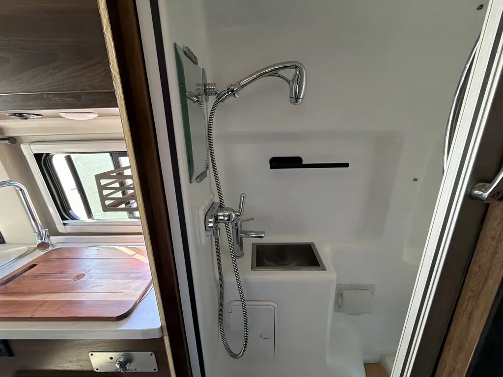 2023 Winnebago Travato 59G, Photos photo 16