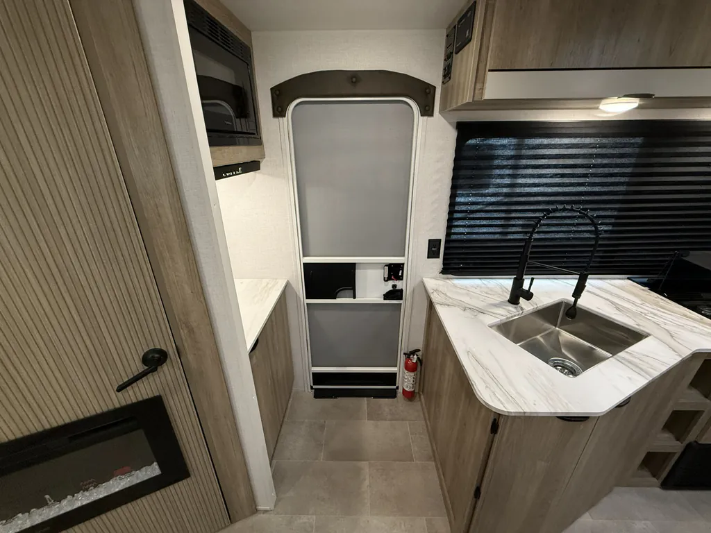 2026 Forest River Airelume 325, Photos photo 8