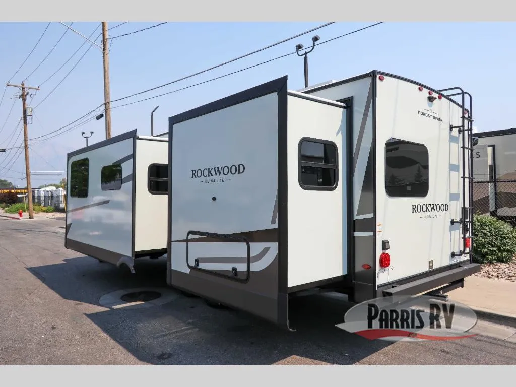 2027 Forest River Rockwood Ultra Lite 2608BS - Photo 3
