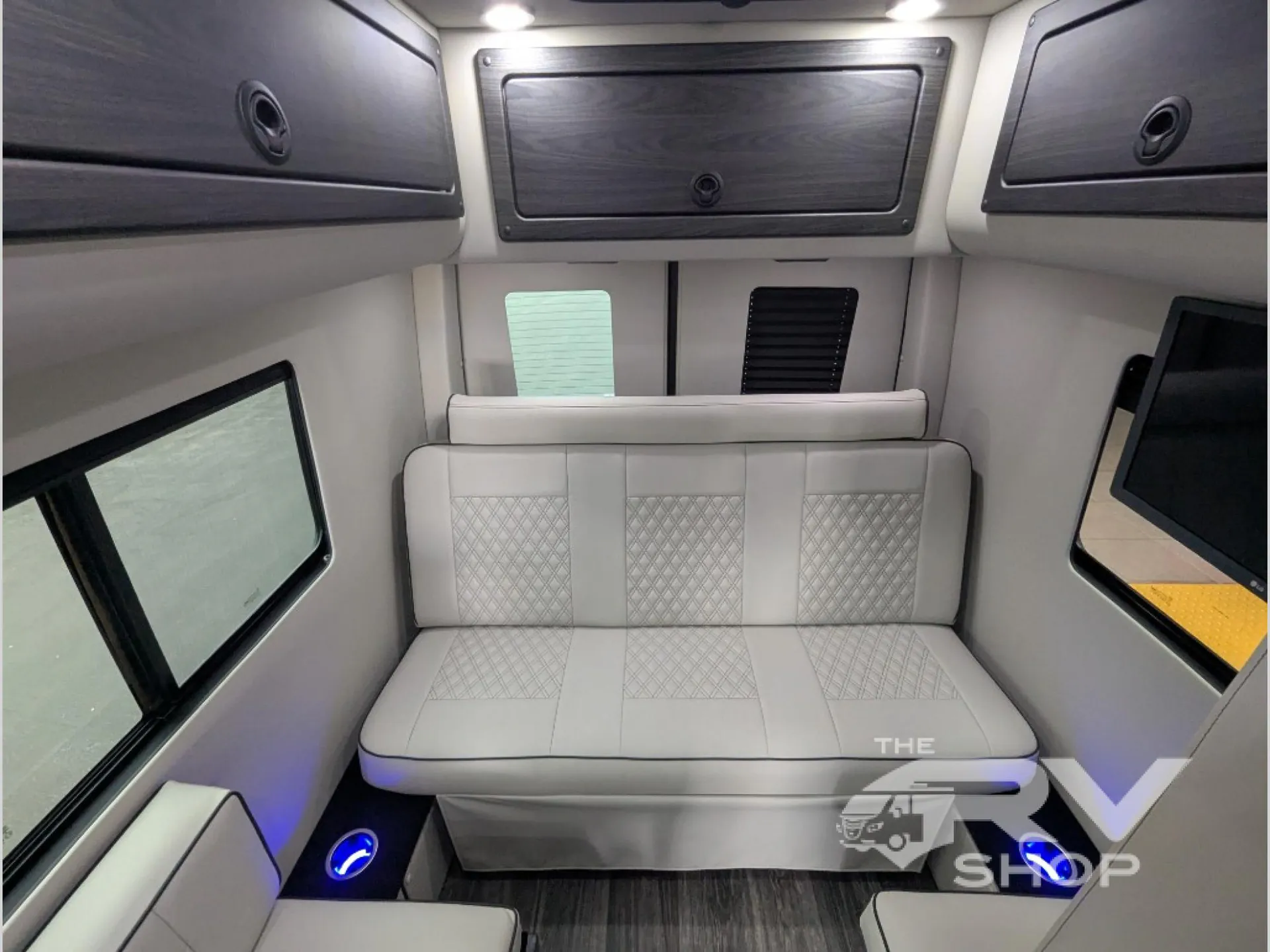 2026 OGV Luxury Coach V-RV 7RLA - Photo 4