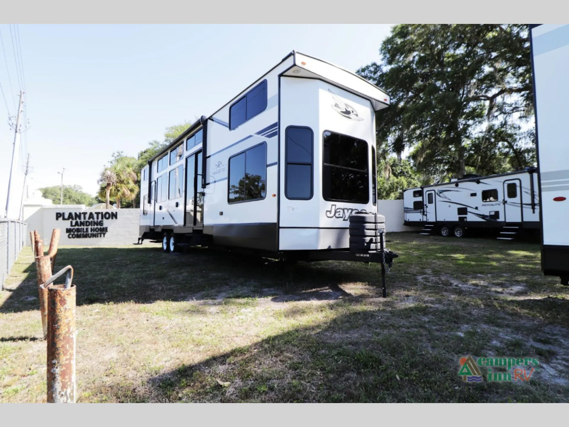 2025 Jayco Jay Flight Bungalow JayLoft - Photo 2