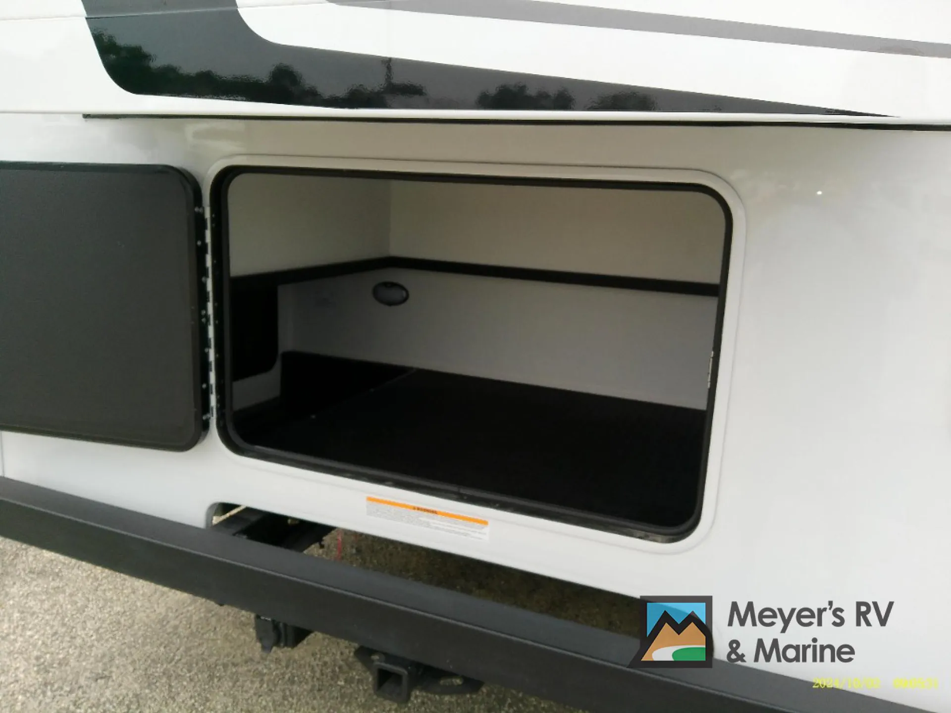 2027 Jayco Greyhawk 30Z - Photo 3