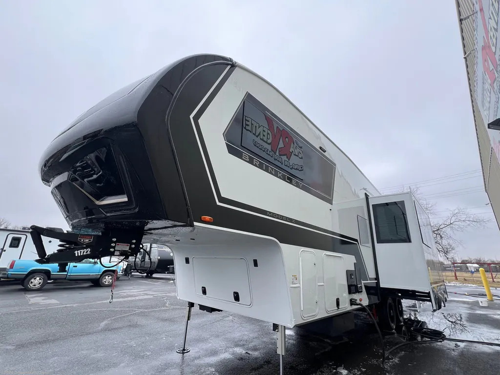 2026 Brinkley Model Z 2810, Photos photo 3