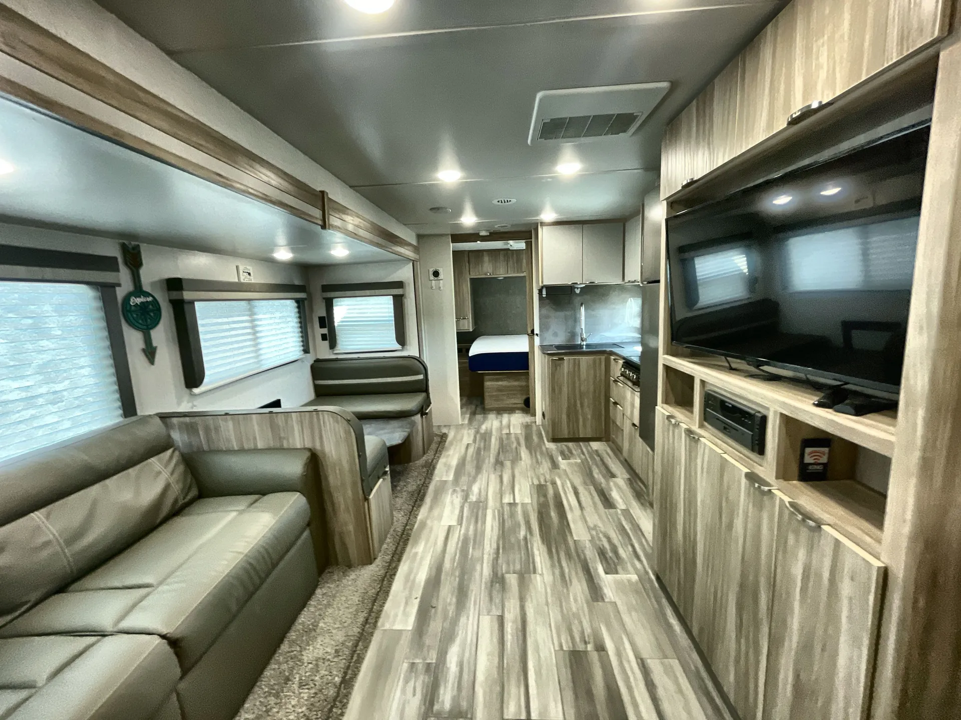 2022 Winnebago Minnie 2801BHS — living area main