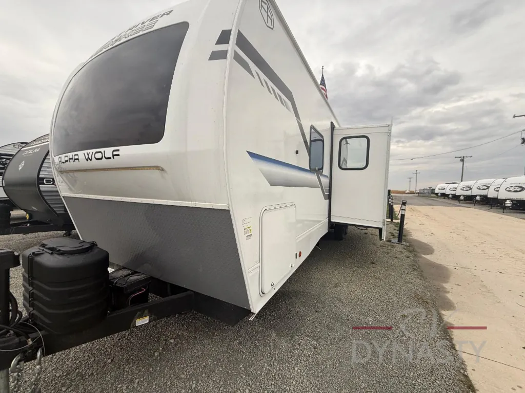 2026 Forest River Cherokee Alpha Wolf 29TB, Photos photo 10