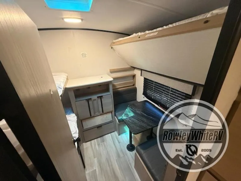 2021 Cruiser RV Radiance 28QD - Photo 3