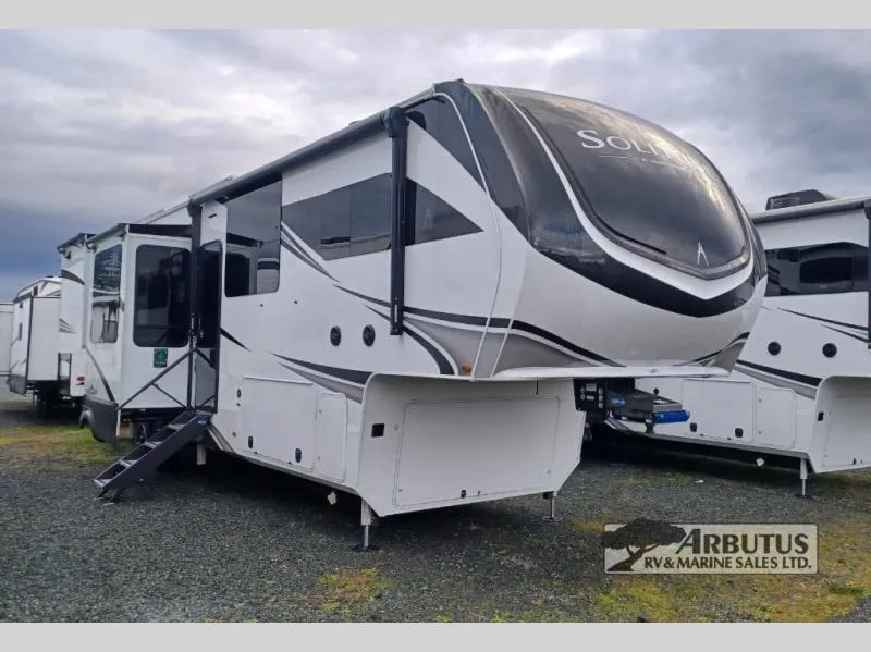 2025 Grand Design Solitude 390RK - Photo 3