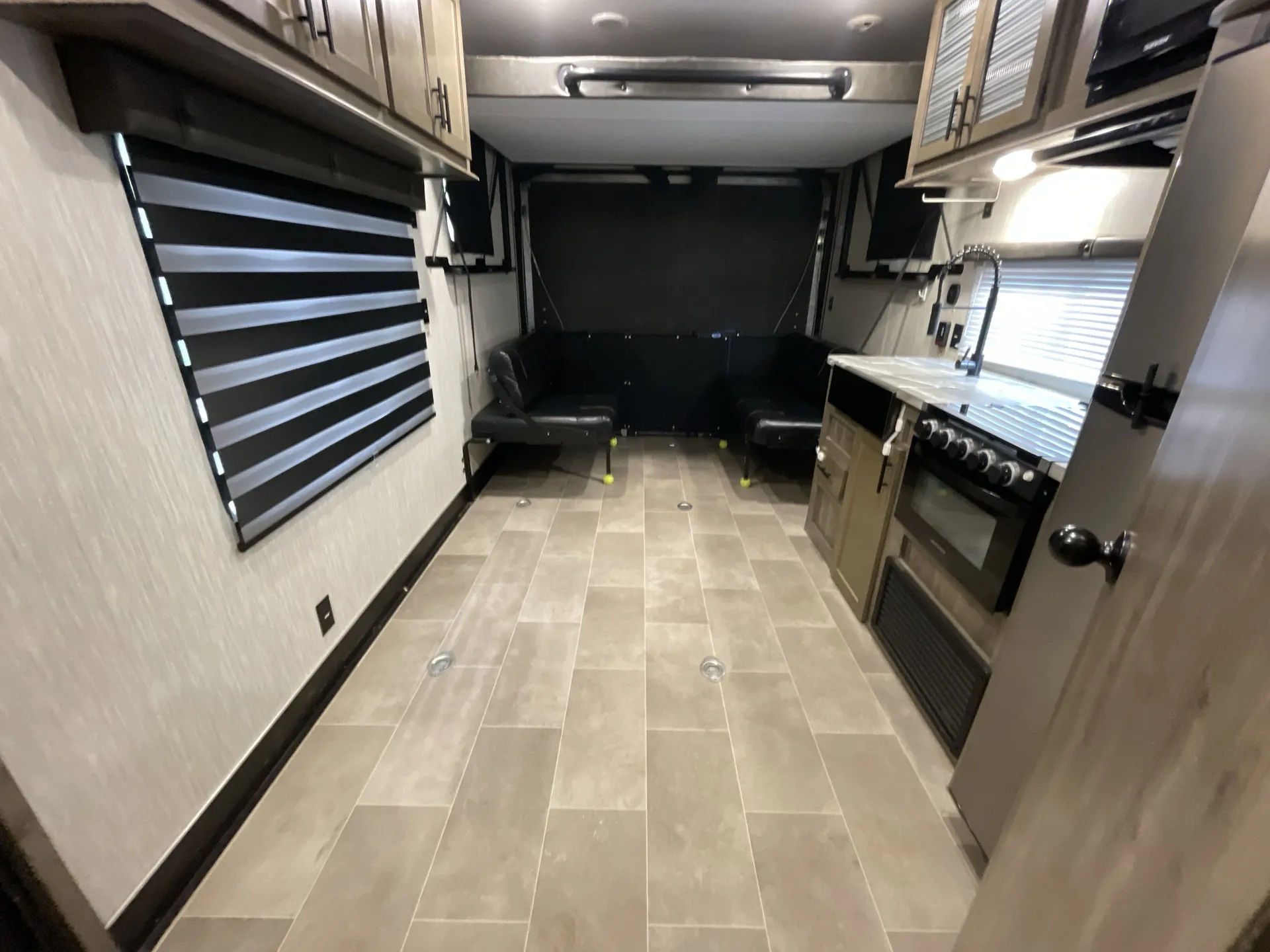 2021 Forest River Vengeance Rogue 25V — living area main