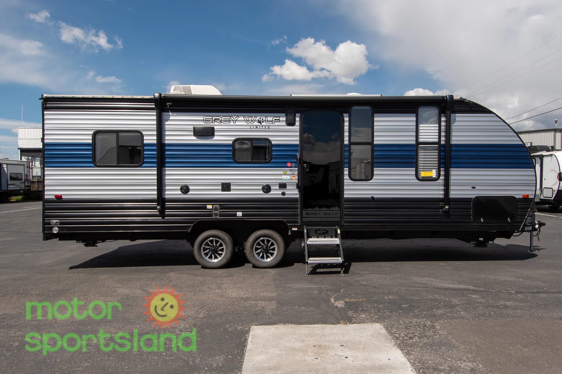 2022 Forest River Cherokee Grey Wolf 22RR - Photo 3