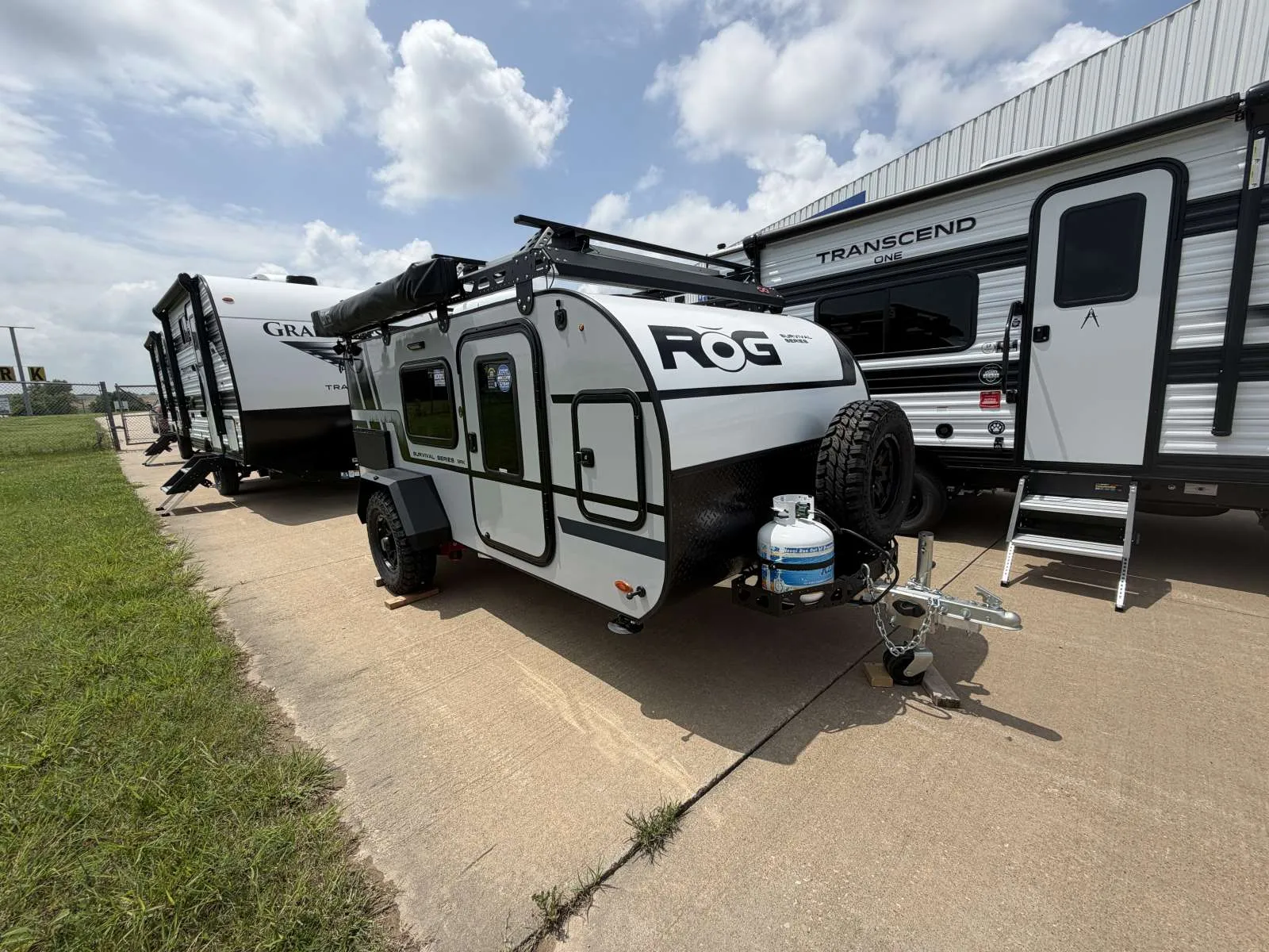 2026 Encore RV ROG 12RK - Photo 2