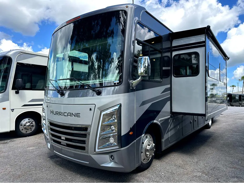 2027 Thor Motor Coach Hurricane 35A - Photo 3