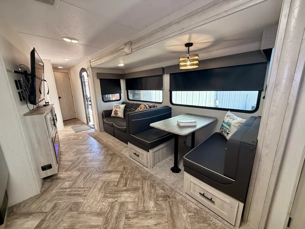 2023 Forest River Wildcat 303MBX, Photos photo 33