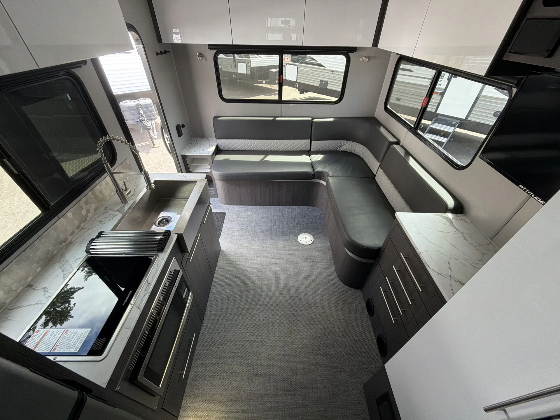 2023 inTech O-V-R Navigate — living area main