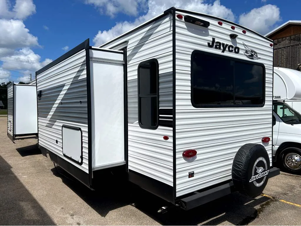 2026 Jayco Jay Flight SLX 334RTS - Photo 4