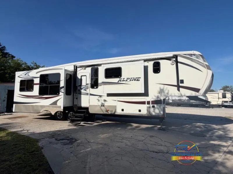 2013 Keystone RV Alpine 3720FB - Photo 4